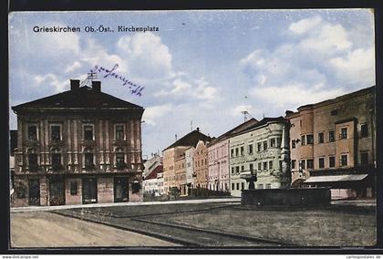 AK Grieskirchen /Ob.-Öst., Brunnen am Kirchenplatz