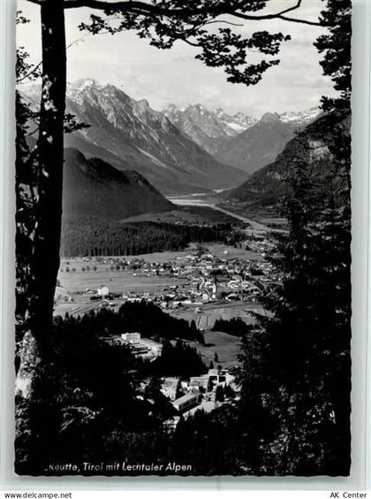 6600 Reutte - Blick auf Reutte mit Lechtaler Alpen - 40114369