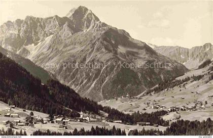 Kleinwalsertal Vorarlberg AT Widderstein Kleinwalsertal Bergtal Alpen Kirche Dor