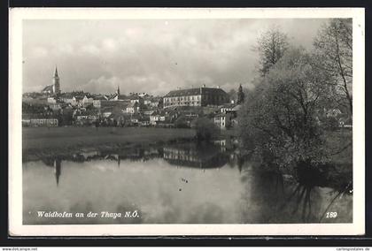 AK Waidhofen an der Thaya, Stadtansicht mit Uferpartie
