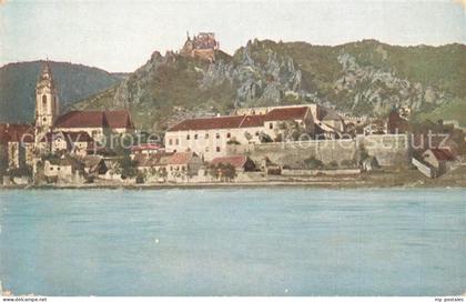 Duernstein Wachau Blick ueber die Donau Kirche Stadtmauer Burgruine Serie Wachau