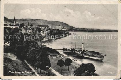 Hainburg Donau Ortsblick Dampfer