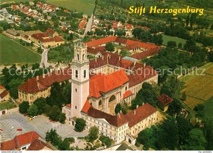 Herzogenburg Stadt mit Chorherrenstift Fliegeraufnahme