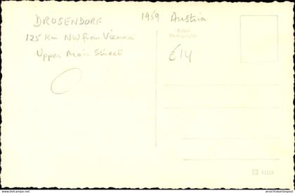 Photo CPA Drosendorf Zissersdorf in Niederösterreich, Teilansicht mit Kirche, Kinderwagen