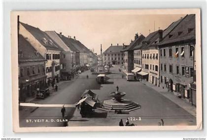 39119465 - St. Veit an der Glan. Marktplatz gelaufen. Leichter Bug oben links, kleiner Knick unten rechts, leicht fleck