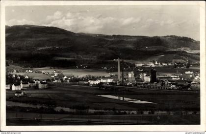 CPA Gratkorn Steiermark, Panoramaansicht des Ortes, Fabrikanlagen, Schornstein