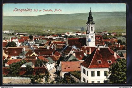 AK Langenlois /N.-Ö., Panorama mit Kirchturm und Ortsdächern