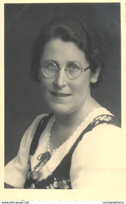 Foto Rich. Heuberger Lustenau photographic postcard social history anonymous persons woman souvenir