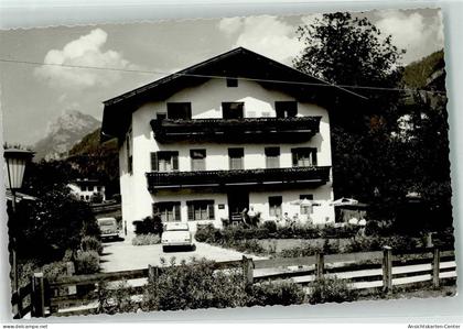 13927720 - Lofer