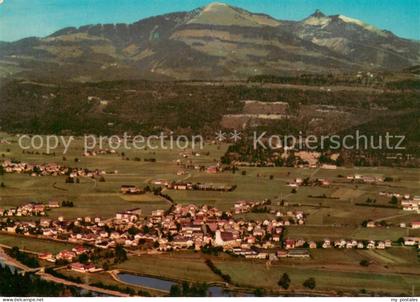Kuchl Fliegeraufnahme mit Schlenken und Schmittenstein