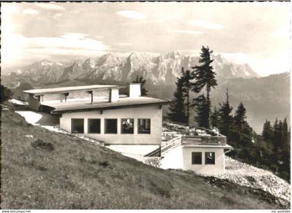 Unken Sessellift-Bergstation Duerrnbachhorn o