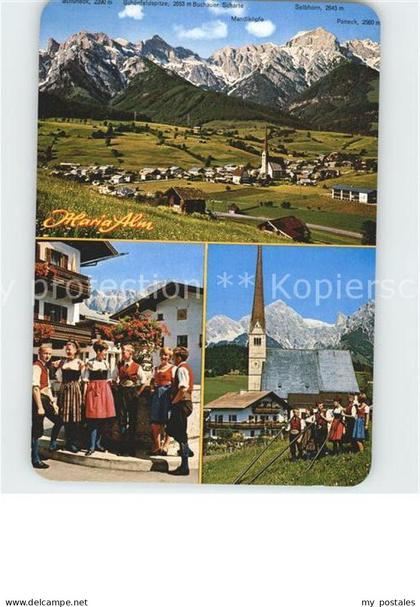 Salzburg Oesterreich Maria Alm Trachten Kirchenpartie