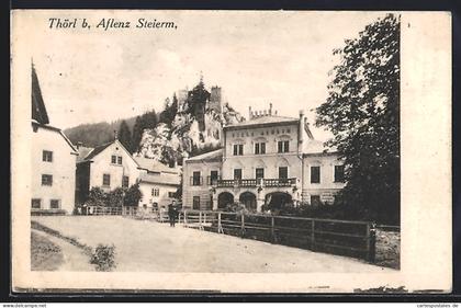 AK Thörl bei Aflenz /Steiermark, Strassenpartie mit Villa Auheim und Burgblick