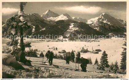 Schattwald Tirol AT Im Winter Partie im Schnee