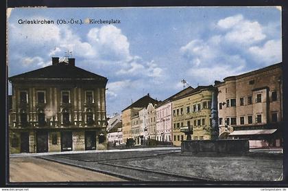 AK Grieskirchen, Kirchenplatz mit Brunnen