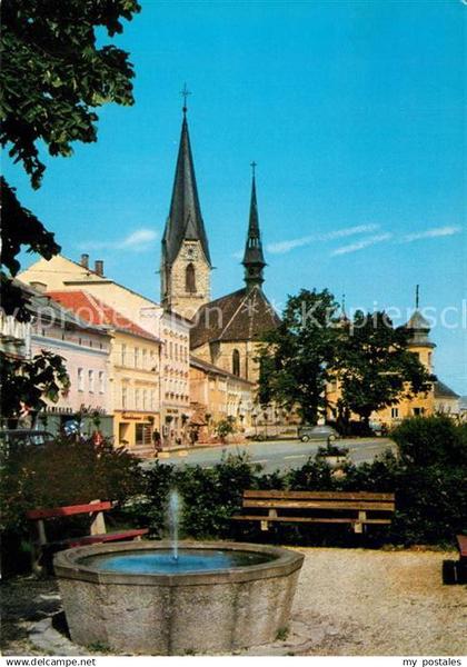 Bad Leonfelden Ortspartie mit Brunnen und Kirche