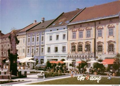 Eferding Oberoesterreich AT Stadtplatz mit Dreifaltigkeitssaeule