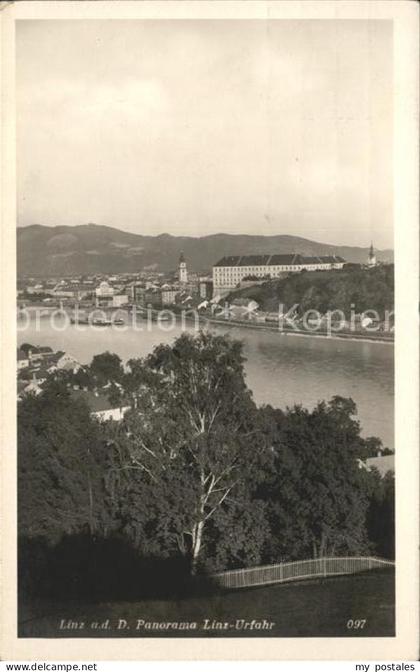 Linz Donau Panorama mit Urfahr