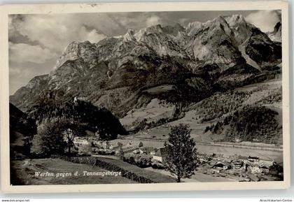 52067346 - Werfen
