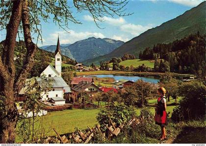 Goldegg Pongau AT Panorama mit Kirche