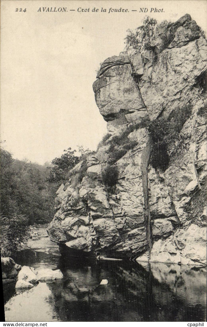 Avallon CPA Crot de la foudre