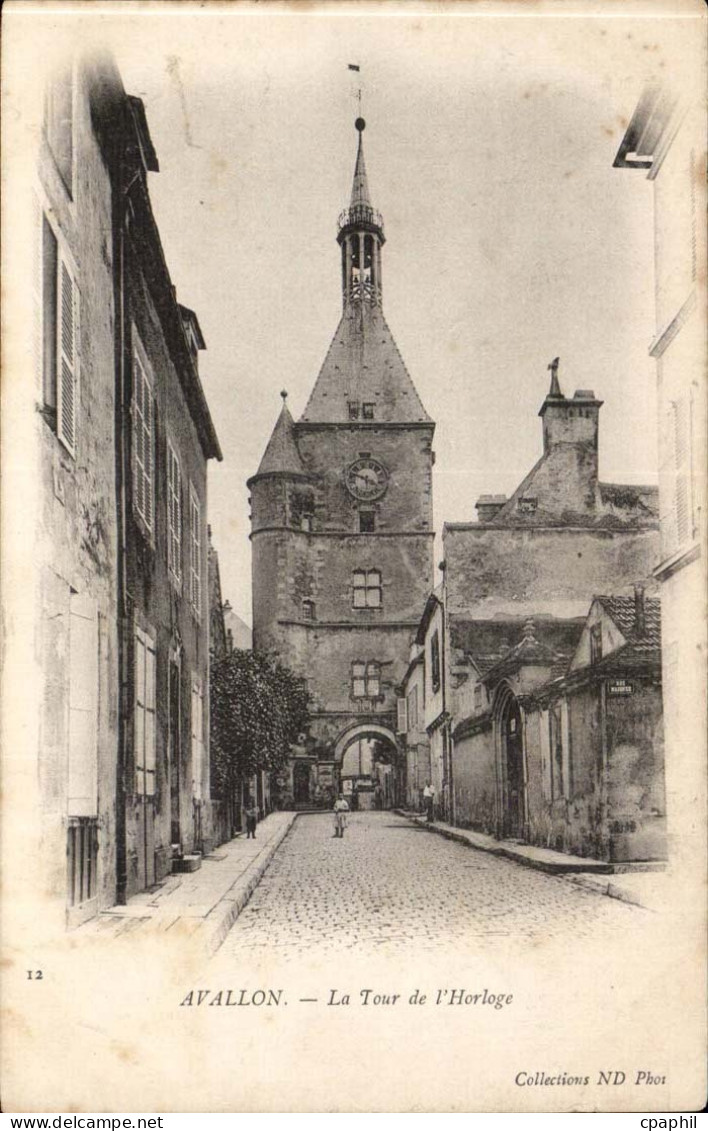 Avallon CPA La tour de l'horloge