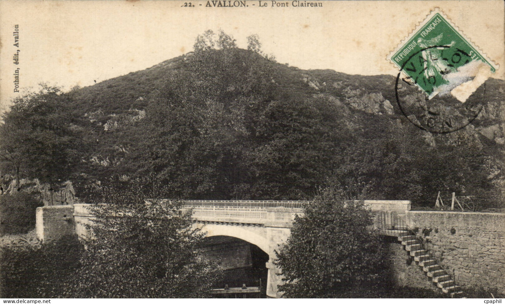 Avallon CPA Le pont Claireau