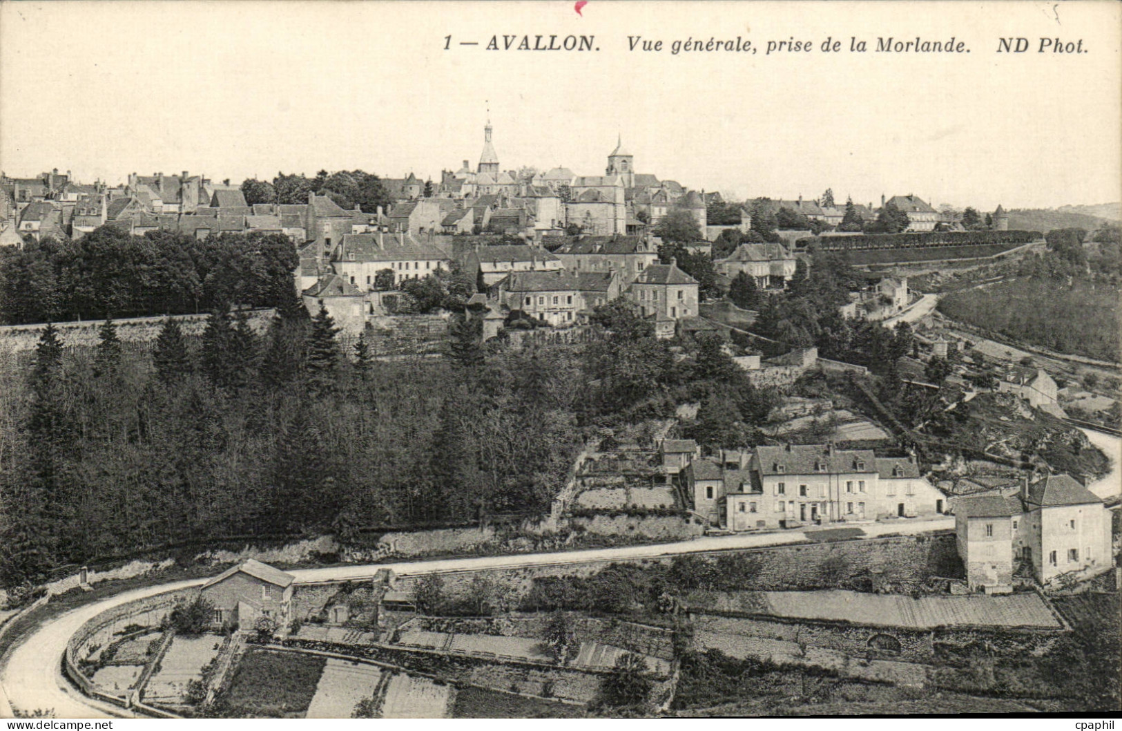 Avallon CPA Vue generale prise de la Morlande
