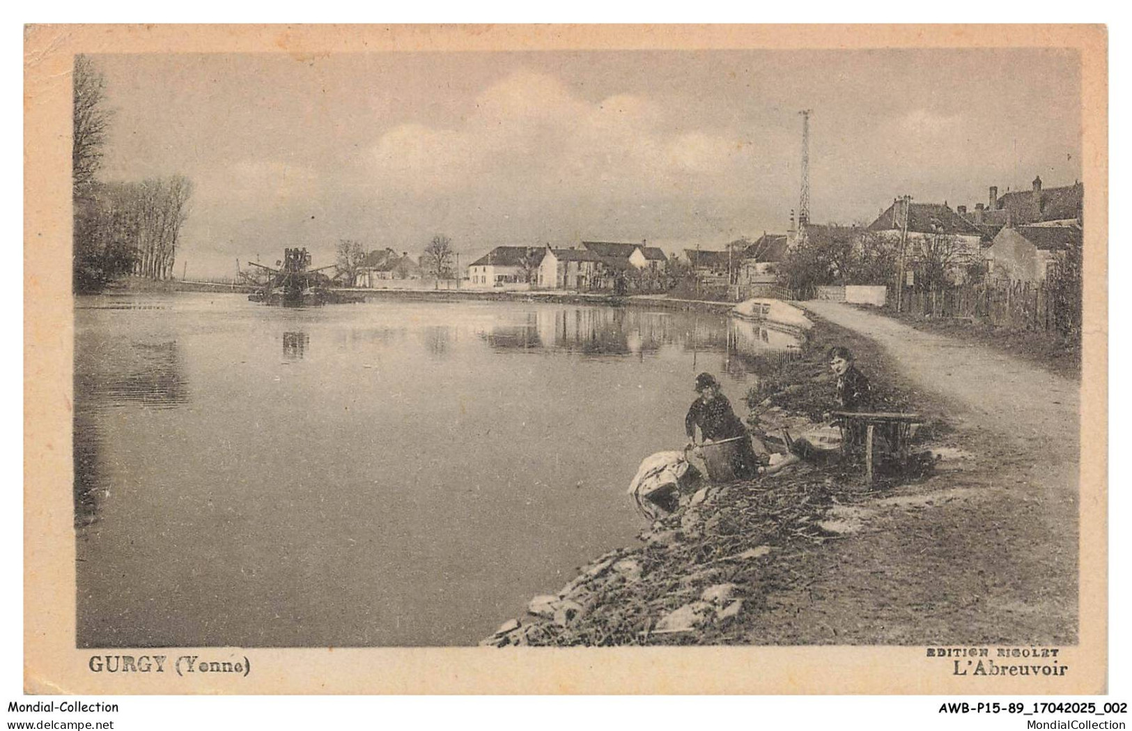 AWBP15-0842-89 - GURGY - L'abreuvoir