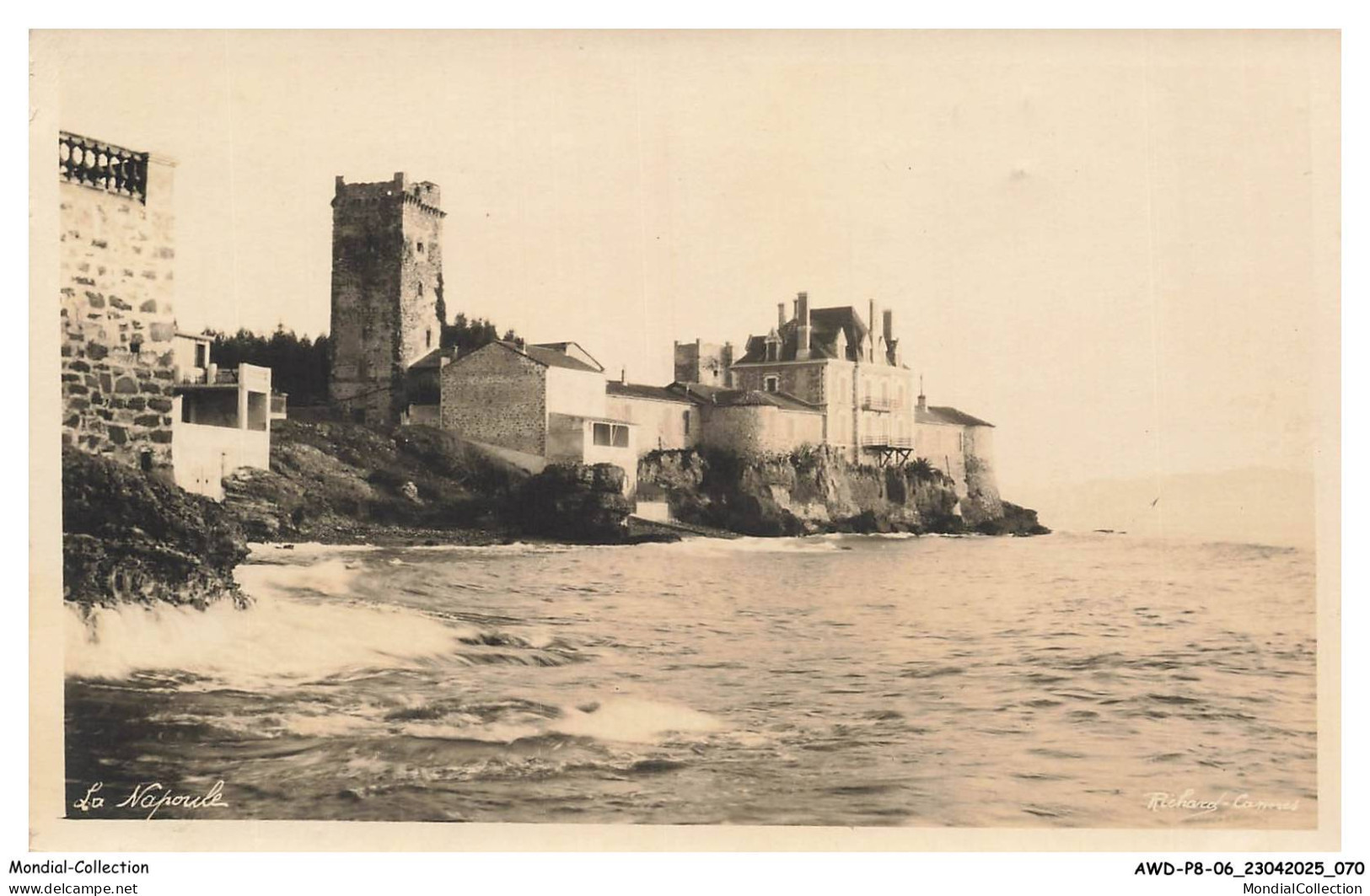 AWDP8-0581-06 - LA NAPOULE - Alpes-maritimes - La seine et ses bords - Château