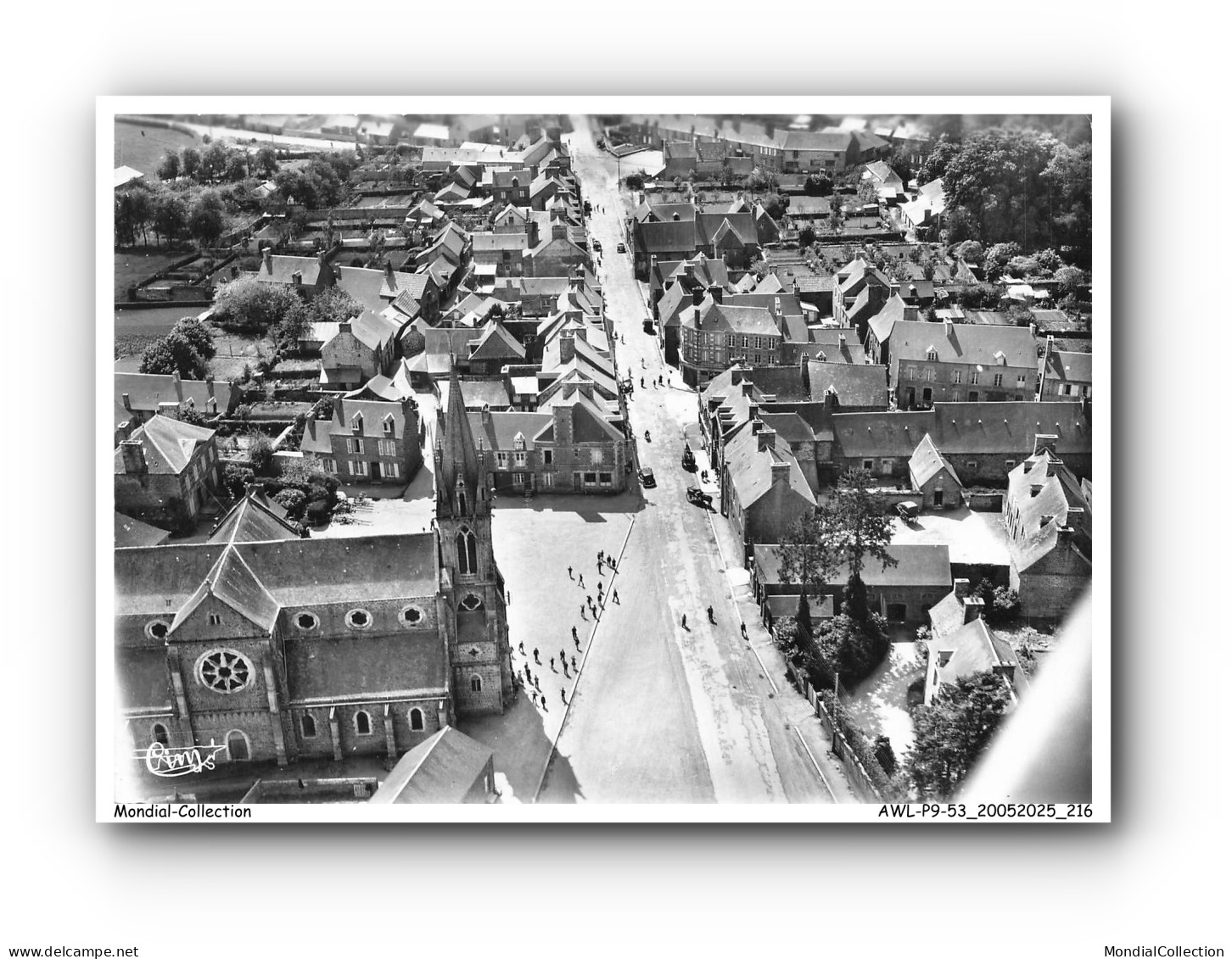 AWLP9-0697-53 - LANDIVY - Vue générale