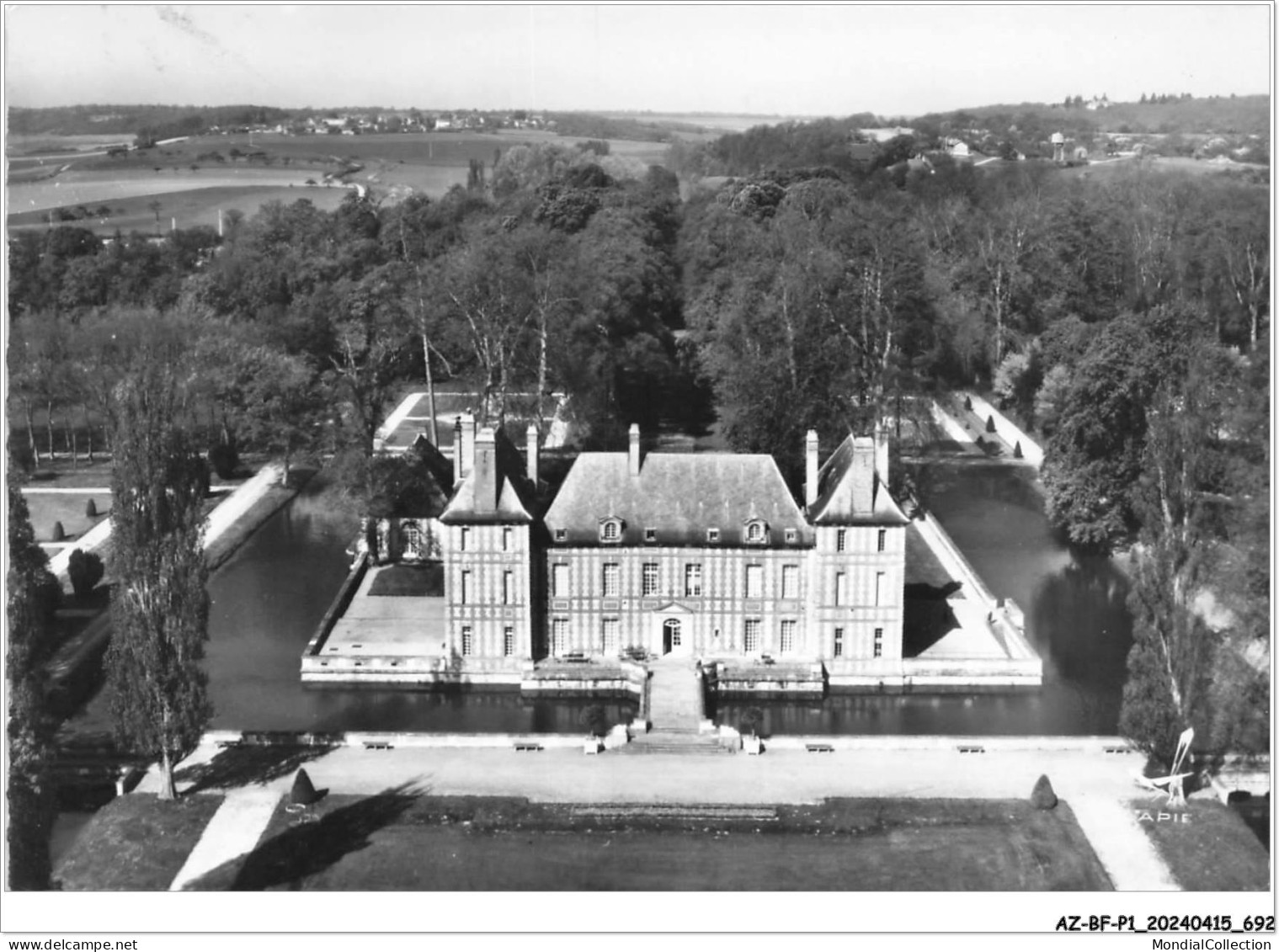 AZ-BFP1-0347-27 - SAINT-GEORGES-MOTEL - Le château