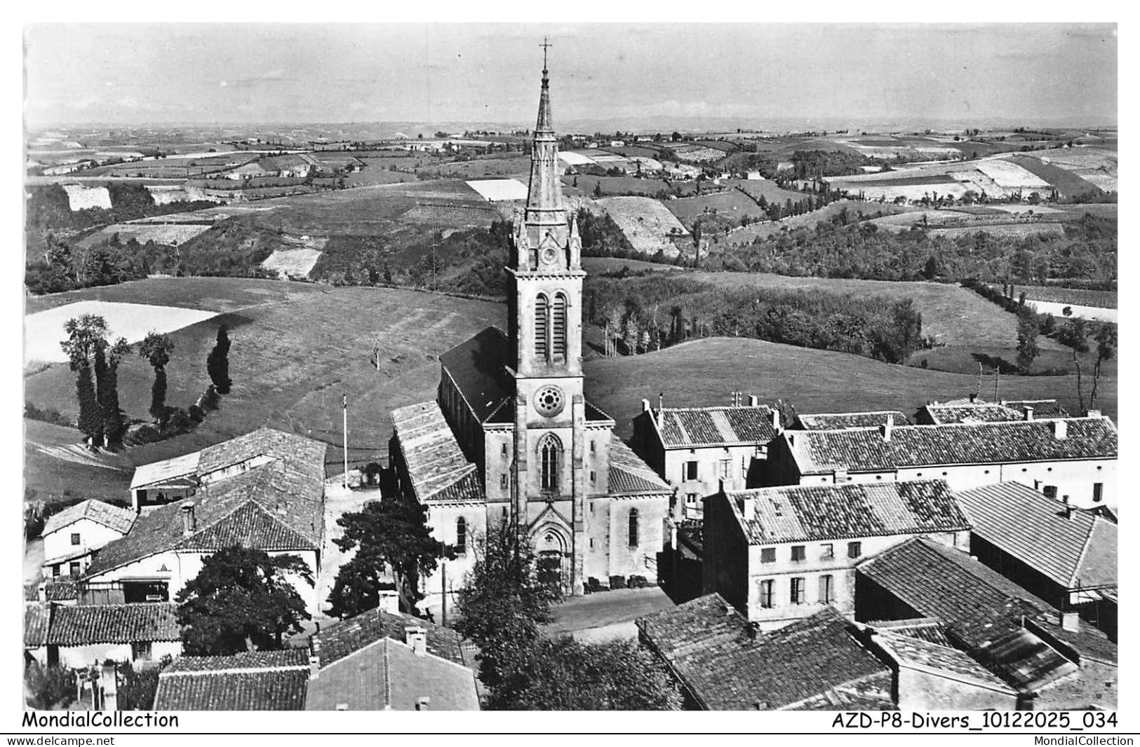 AZDP8-0899-81 - VILLEFRANCHE-D'ALBIGEOIS - L'église