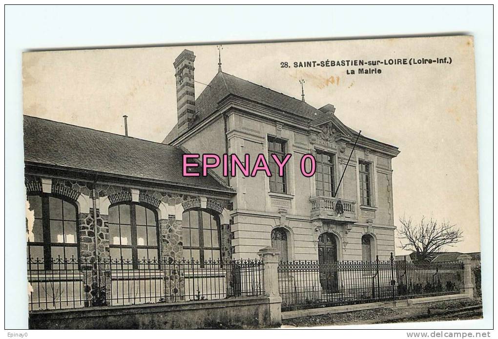B - 44 - SAINT SEBASTIEN SUR LOIRE - la mairie -  éditeur Chapeau -