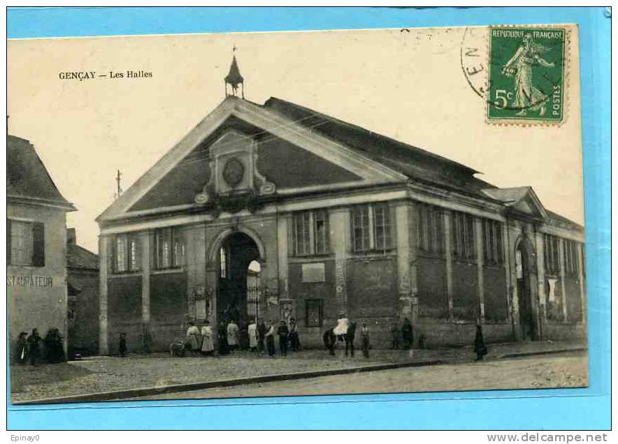 B - 86 - GENCAY - les halles