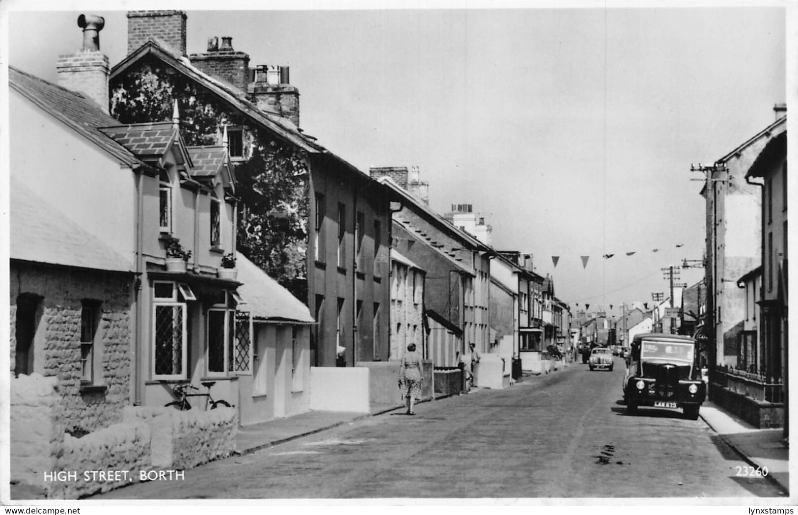 B036 Wales Borth High Street Car RPPC vintage postcard