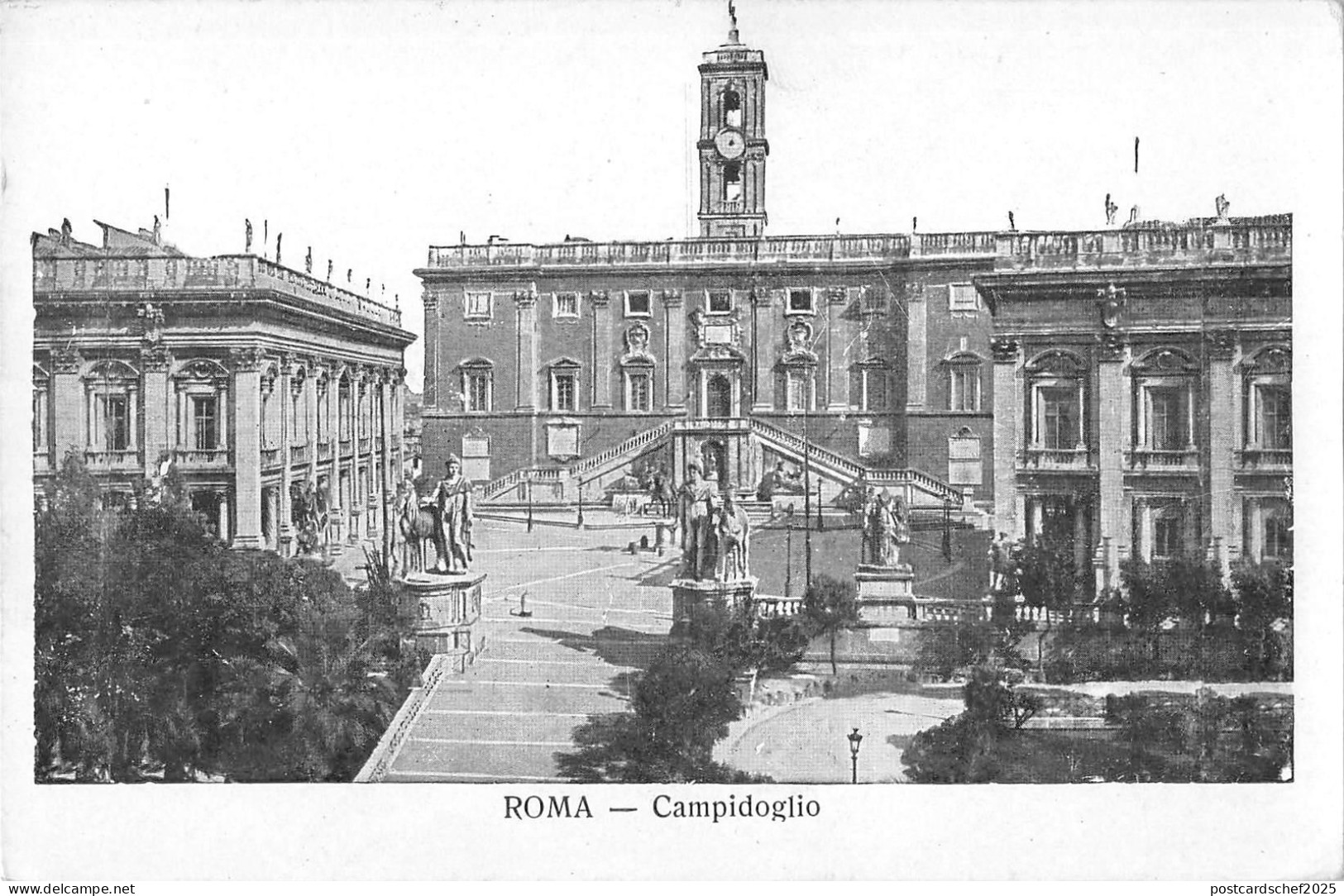 B104609 Italy Roma Campidoglio Statues Monument