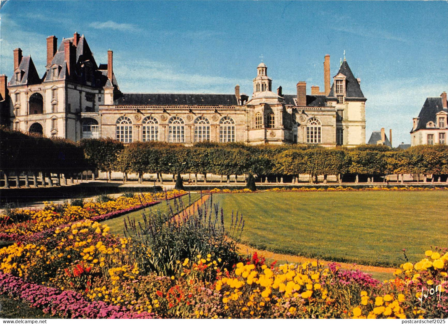 B110634 France Chateau de Fontainebleau Parc Saint Saturnin Pavillon