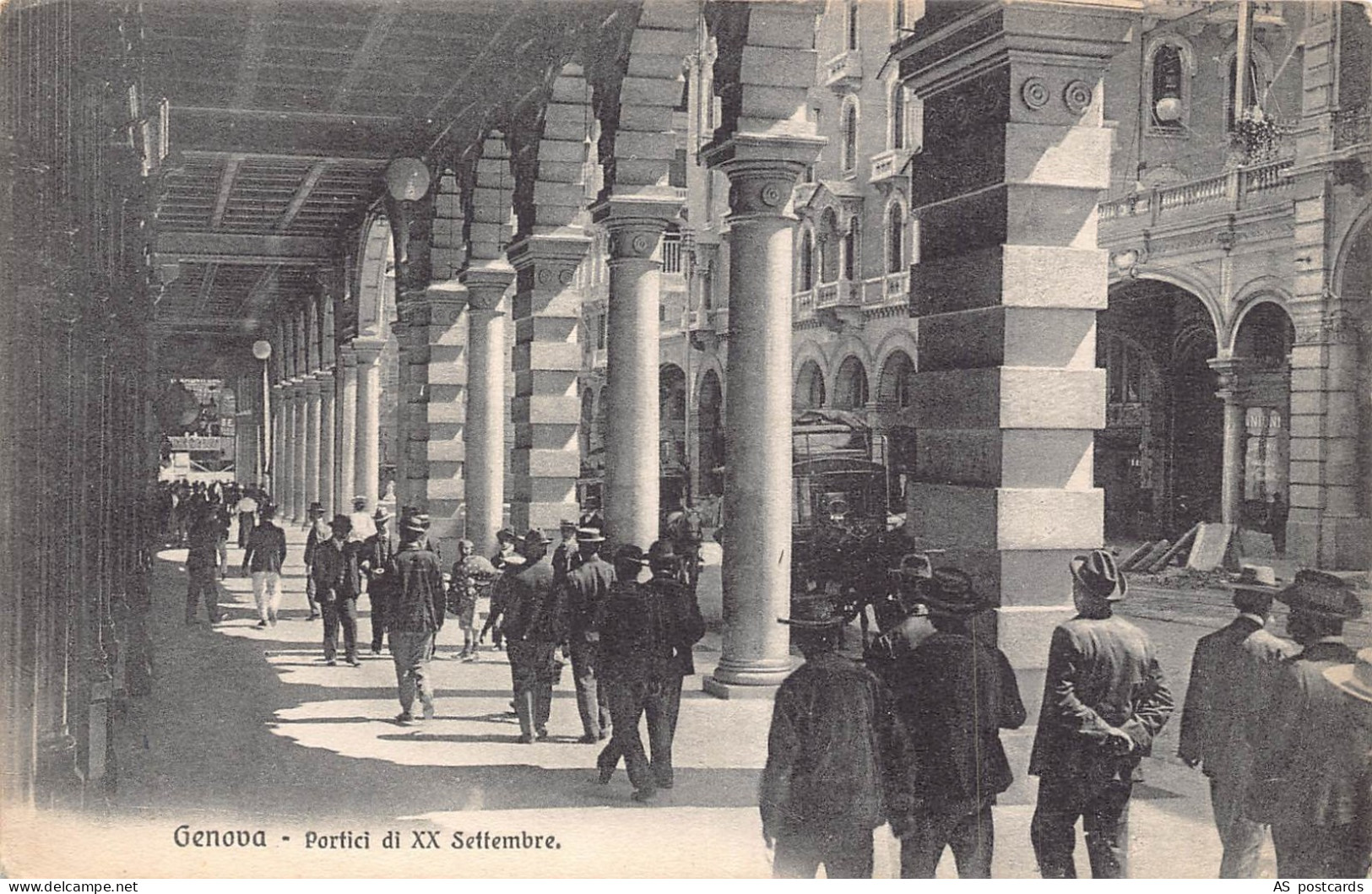 B338 Italy Genova Genoa Portici di XX Settembre vintage postcard
