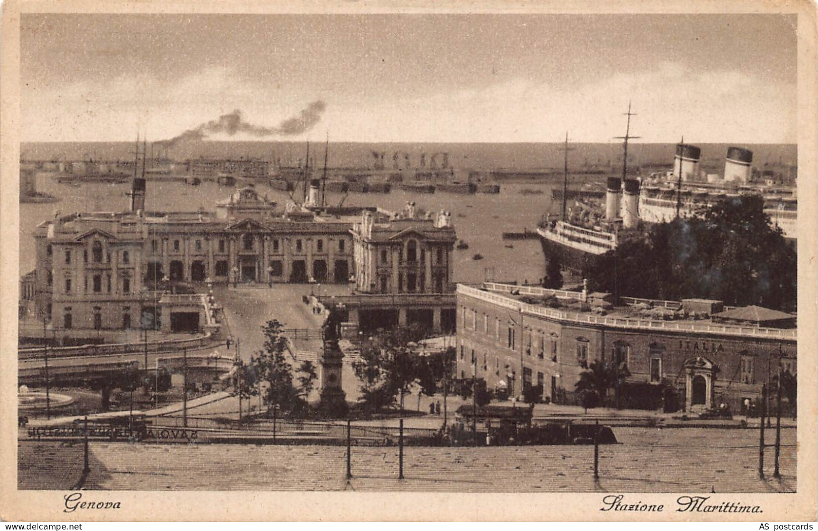 B364 Italy Genoa Genova Stazione Marittima Harbour Steamboat vintage postcard