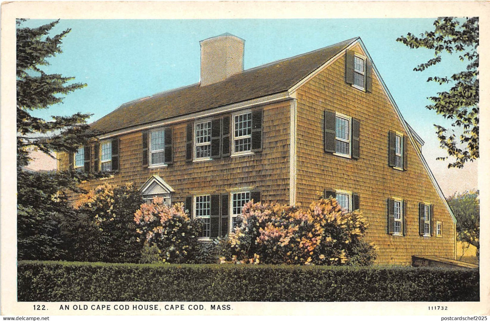 B41441 An Old Cape Cod House Cape Cod Mass  usa