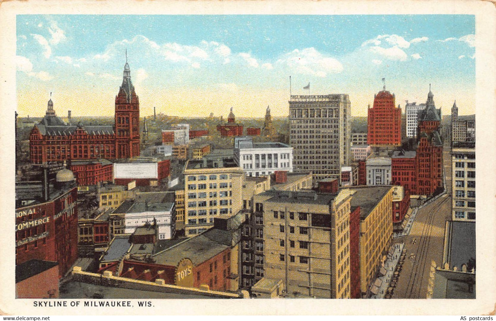 B521 US Skyline of Milwaukee Wisconsin vintage postcard