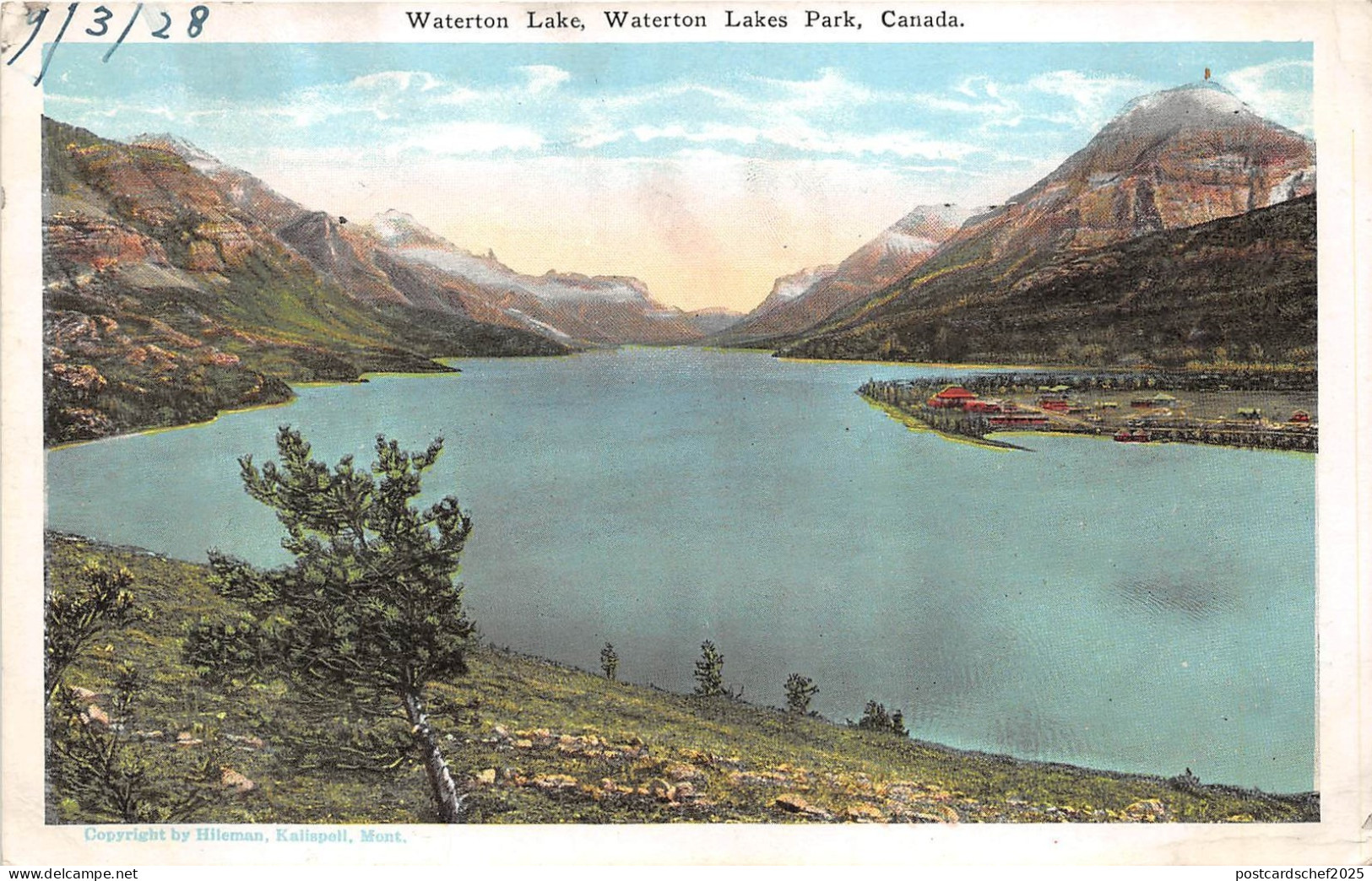 B5242 Rocky Mountains Waterton Lake