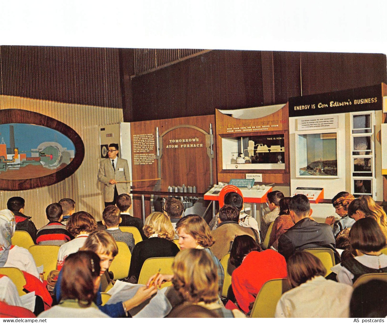 B531 US Exhibits at Con Edison's Indian Point Atomic Power Plant NYC postcard