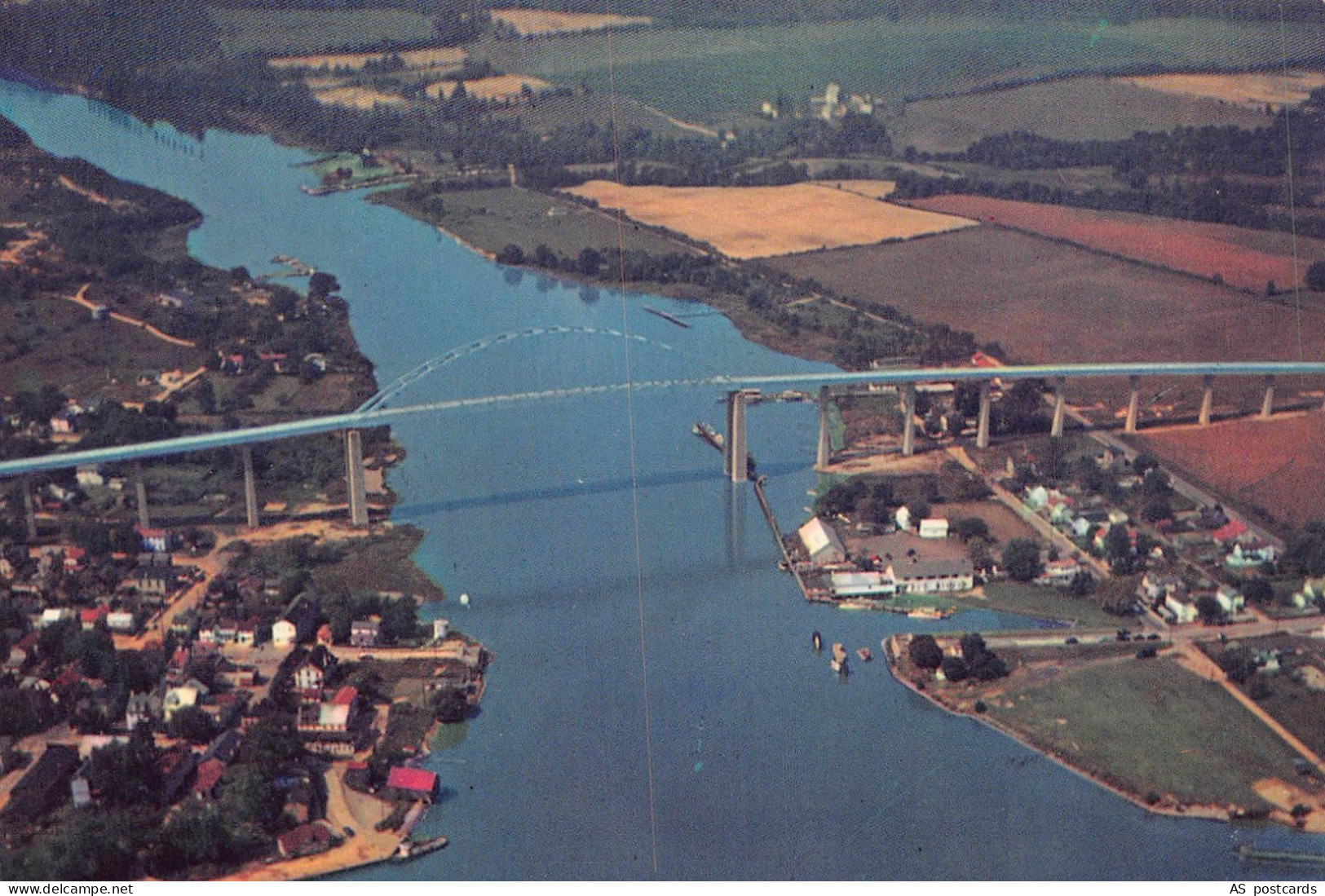B539 US Maryland Chesapeake and Delaware Canal vintage postcard