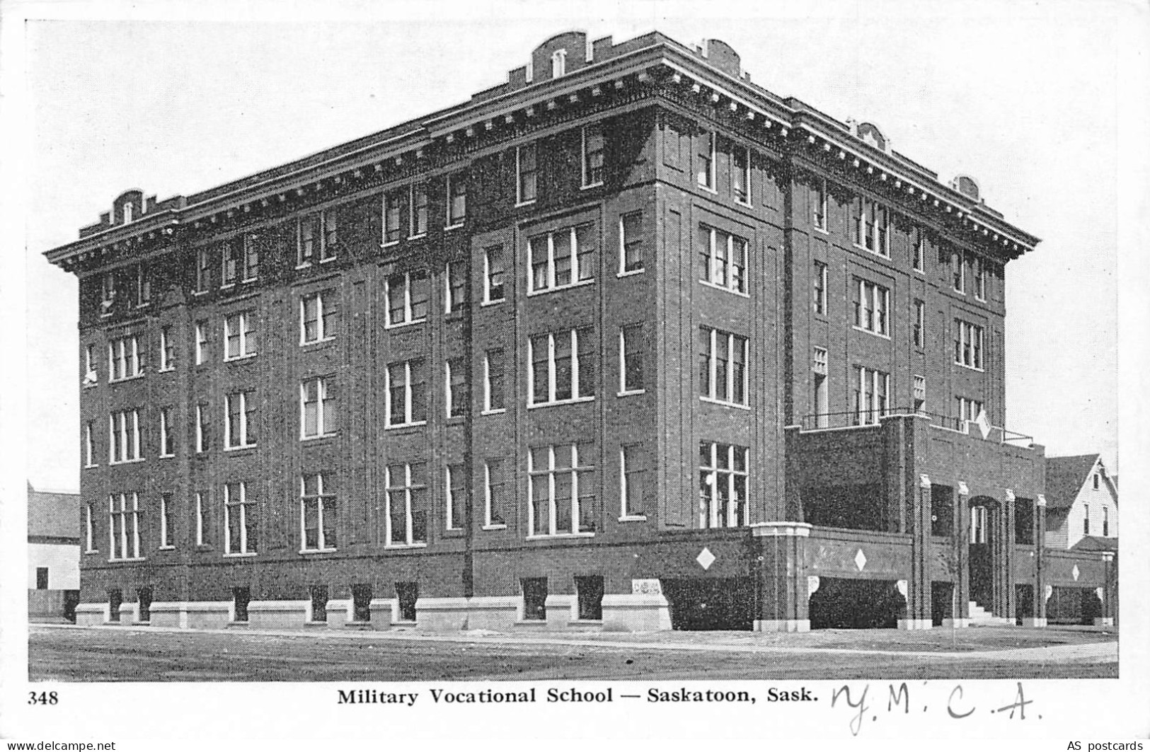 B628 Canada Military Vocational School Saskatoon vintage postcard