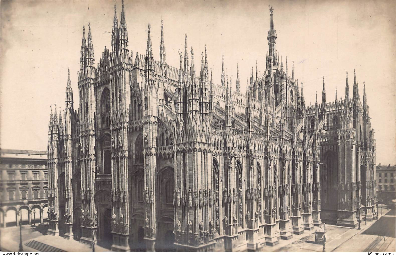 B657 Italy Milano Milan Cathedral RPPC vintage postcard