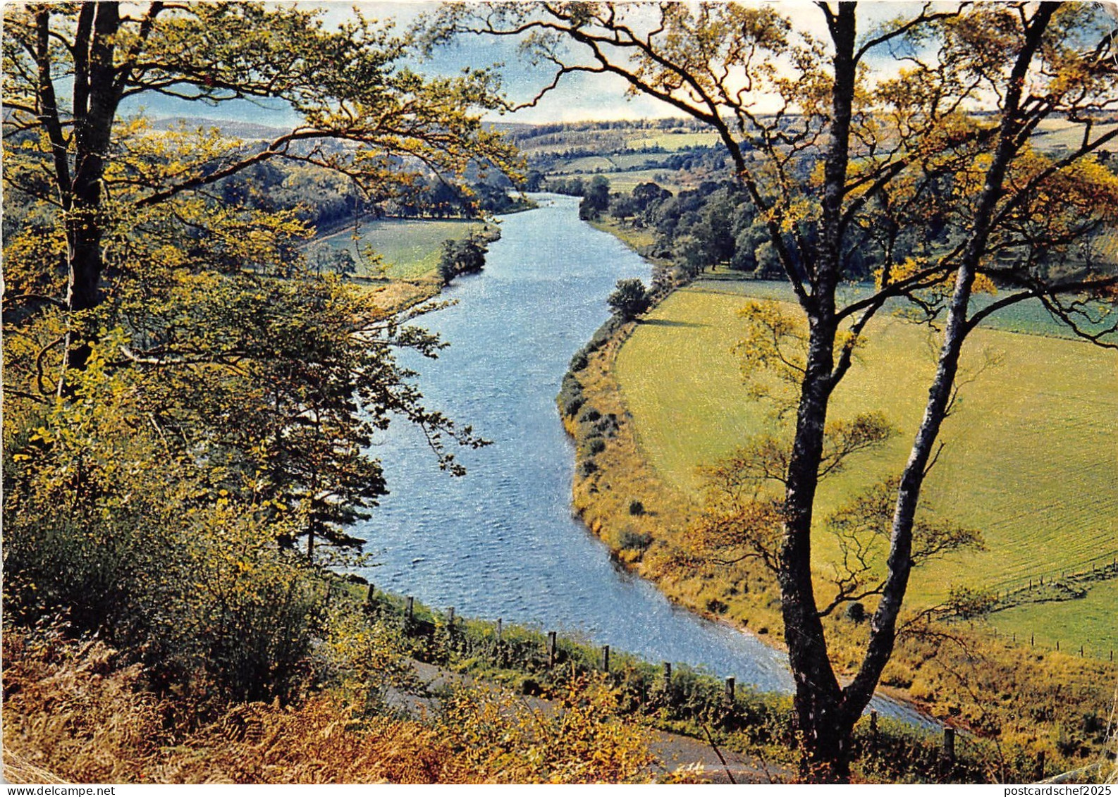 B87221 the queen s view on the spey craigellachie banffshire scotland