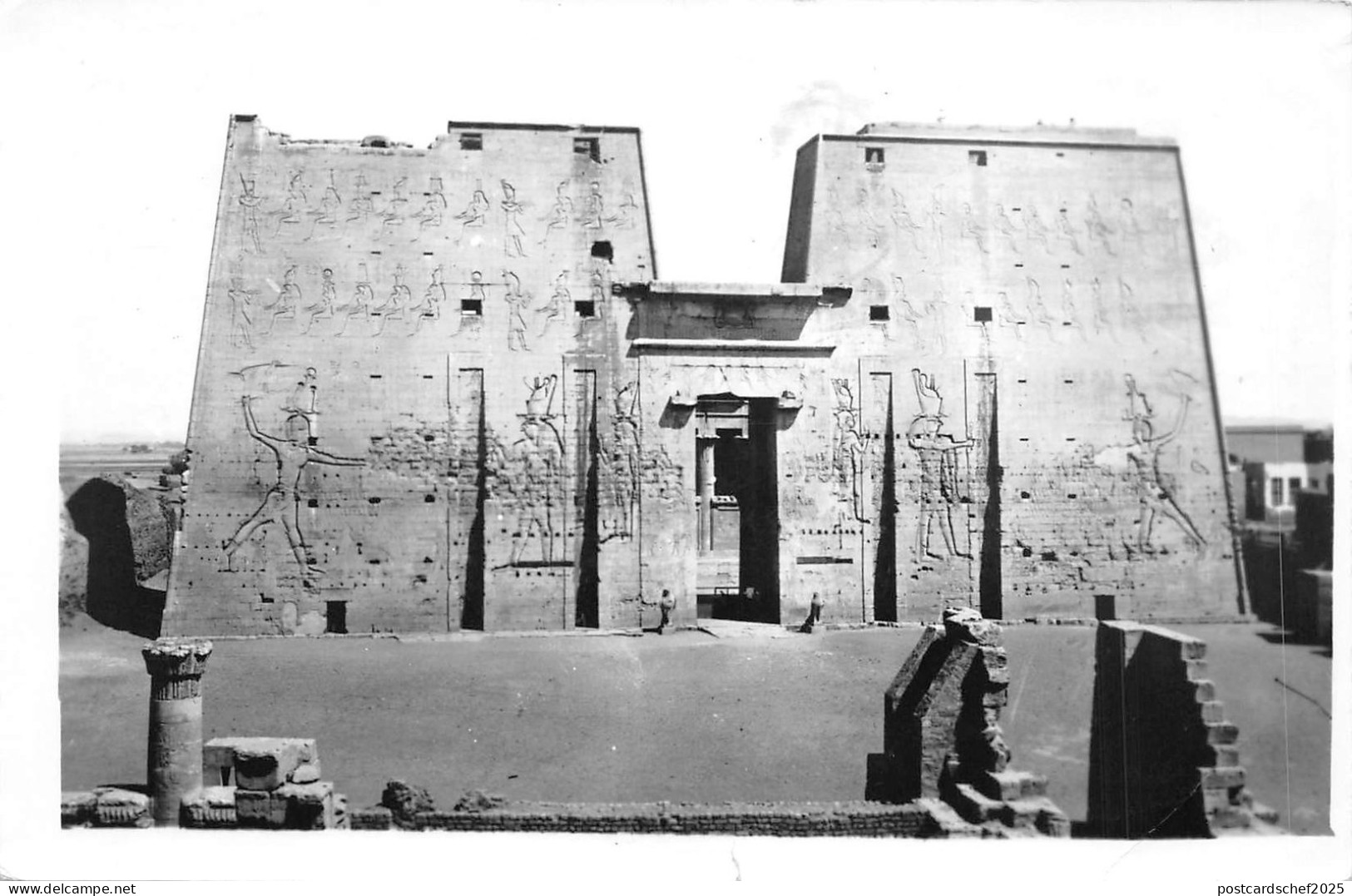 B95028 real photo edfou temples of horus egypt africa