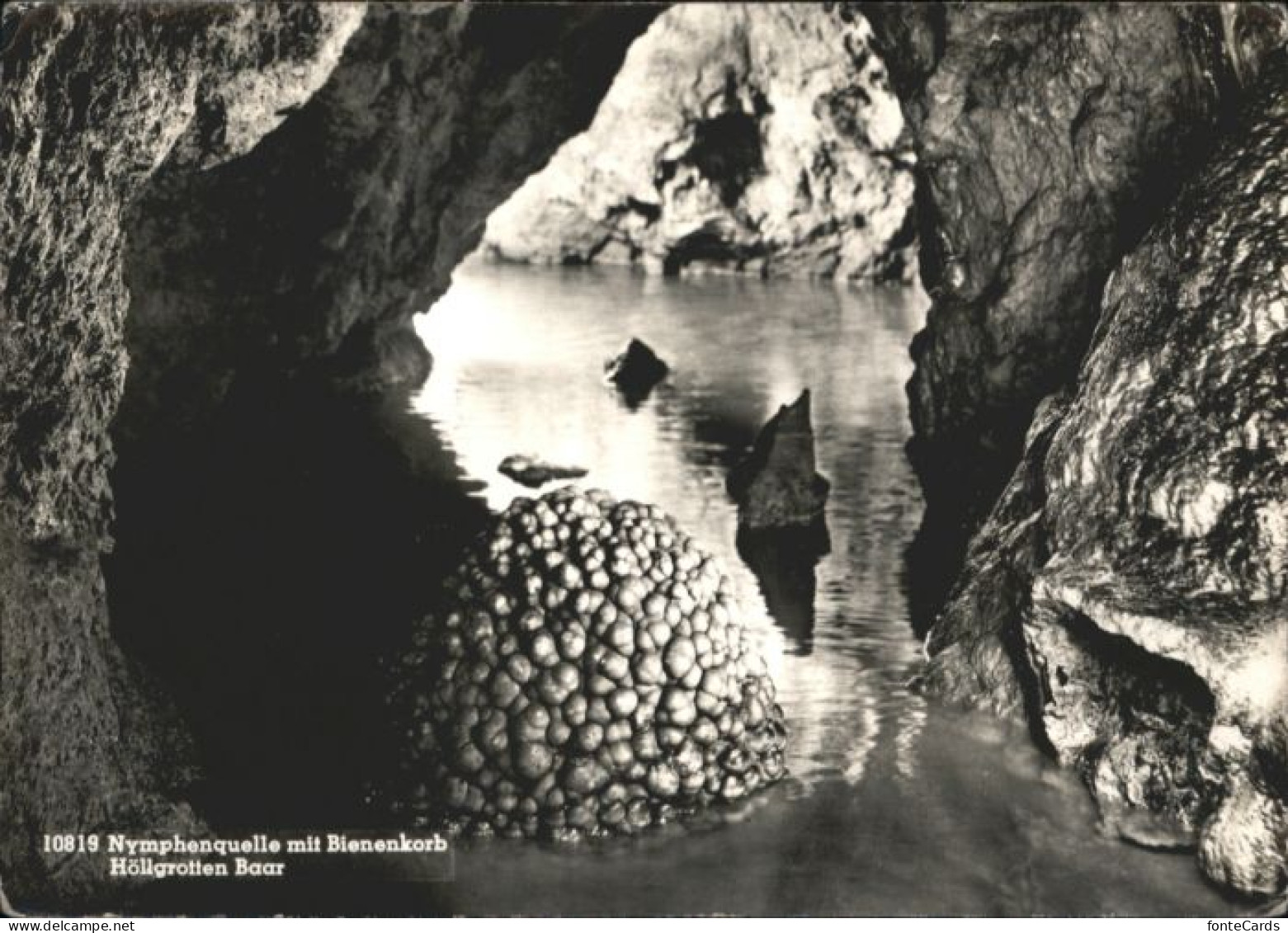 Baar ZG Baar Hoellengrotten Nymphenquelle Bienenkorb